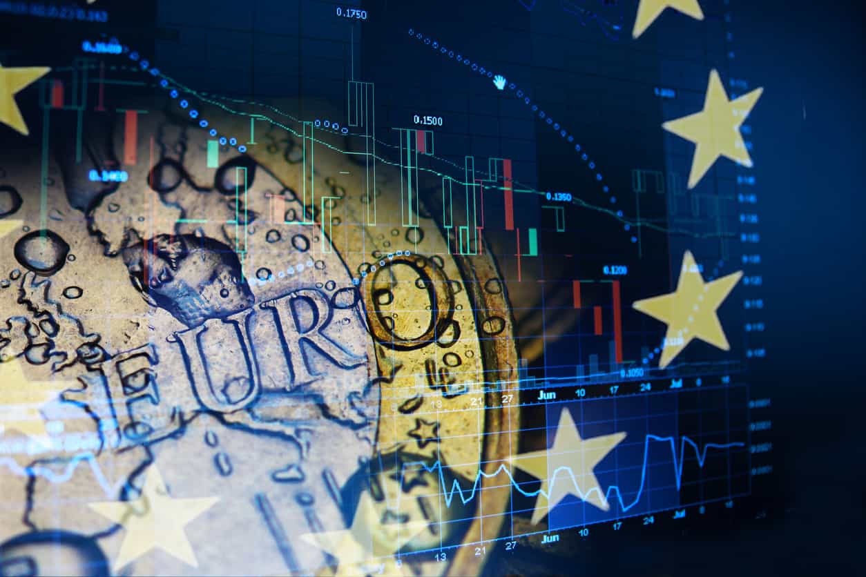 Stocks struggle after Broadcom dive; oil eases off highs