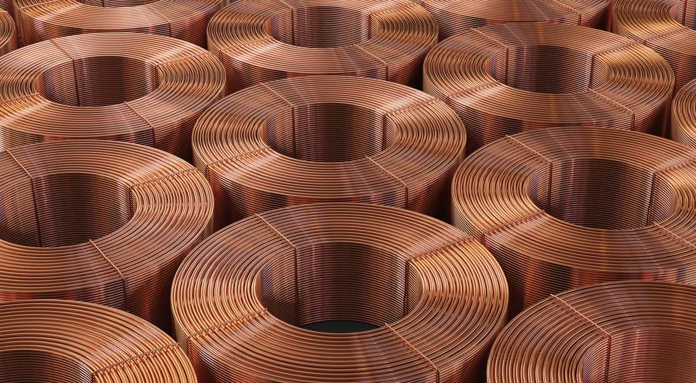 Copper rises as US tariff deadline keeps supply risks in focus