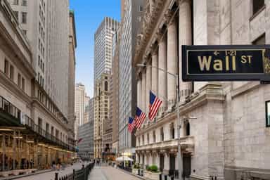 Markets calm down after Powell poser